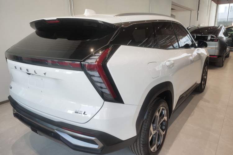 Used Geely Auto FX11 2023 1.5TD DCT Prestige Edition
