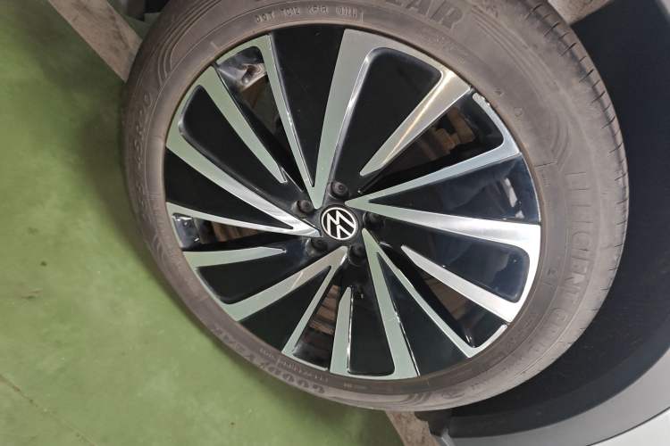 Used Volkswagen ID.4 X 2023 Ultra-Intelligent Long-Range Version Exterior 5