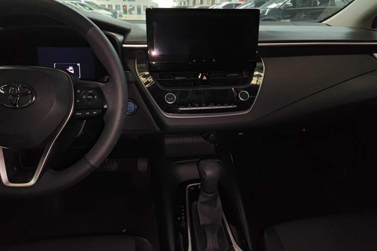 Used Toyota Corolla 2023 1.8L Smart Electric Hybrid Dual-Motor Pioneer Edition
