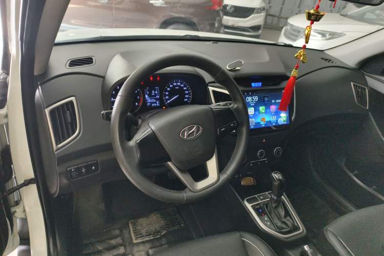 Used Hyundai ix25 2015 1.6L Automatic Two-Wheel Drive Smart GLS Trim
