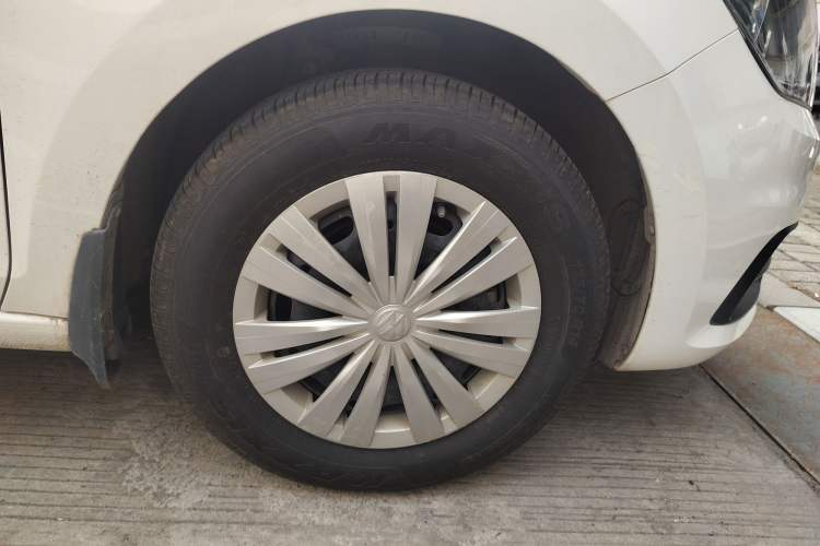 Used Volkswagen Santana 2019 1.5L Manual Fashion Edition China VI Standard