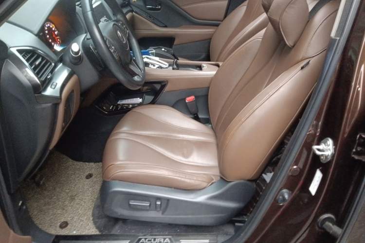 Used Acura CDX 2016 1.5T Two-Wheel Drive Deluxe Edition
