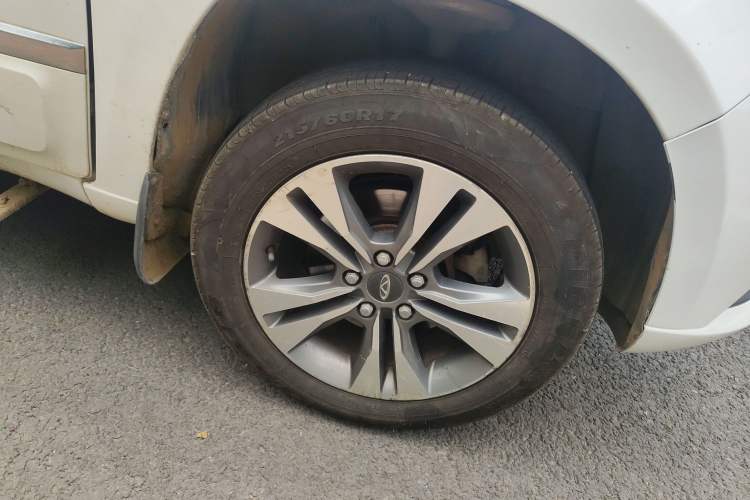 Used Chery Tiggo 3 2014 Magic Edition 1.6L Manual Fashion Version
