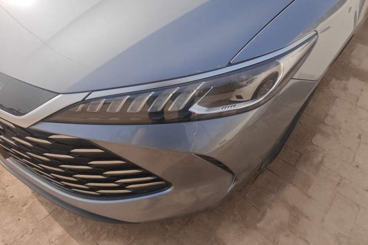 Used BYD Qin PLUS 2025 DM-i Smart Drive 55KM Leading Model
