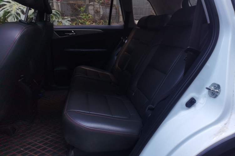 Used Changan CS75 2016 1.8T Automatic Elite Model China V Standard