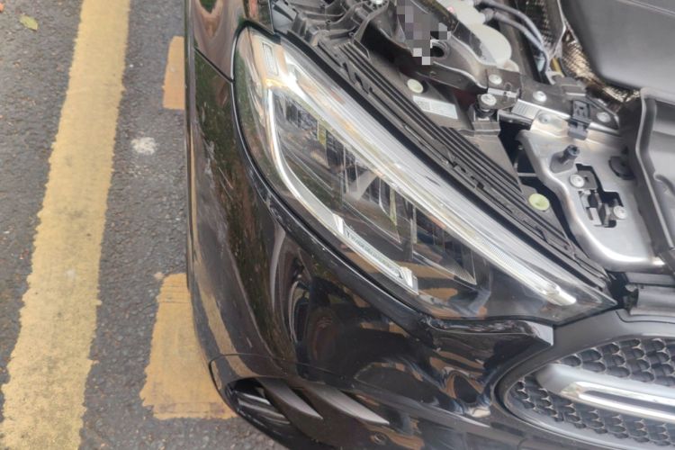 Used Mercedes-Benz GLC 2025 GLC 300 L 4MATIC Dynamic Model 5 Seats Right Front Headlight