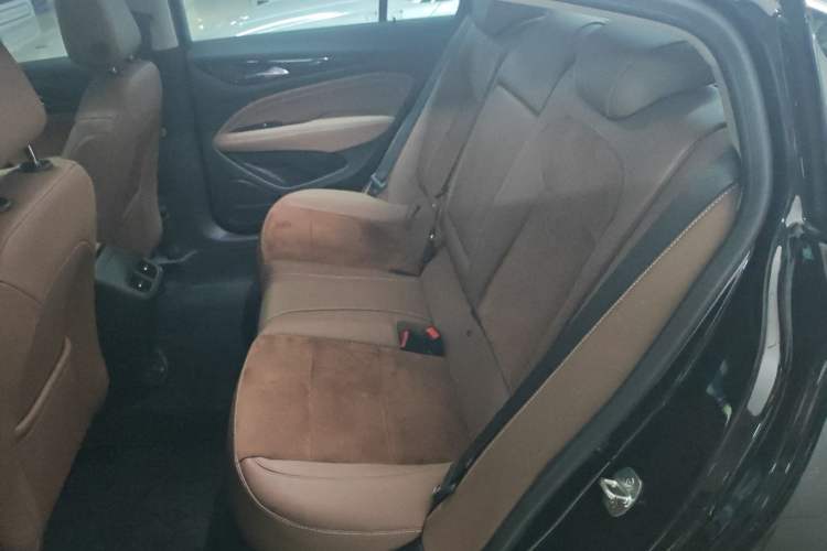 Used Buick Regal 2022 552T Smart Edition Left Rear Seat