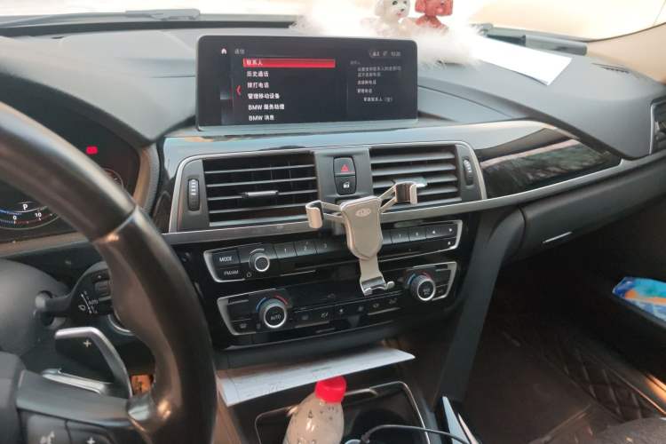 Used BMW 3 Series 2019 320Li M Sport Package Audio And AC Panel