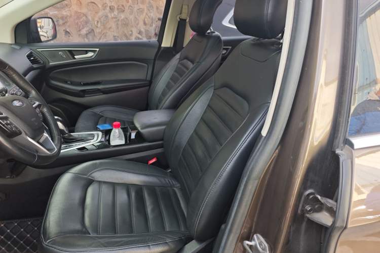 Used Ford Edge 2018 EcoBoost 245 Two-Wheel-Drive Platinum Edition 7-Seater China V Emission Standard
