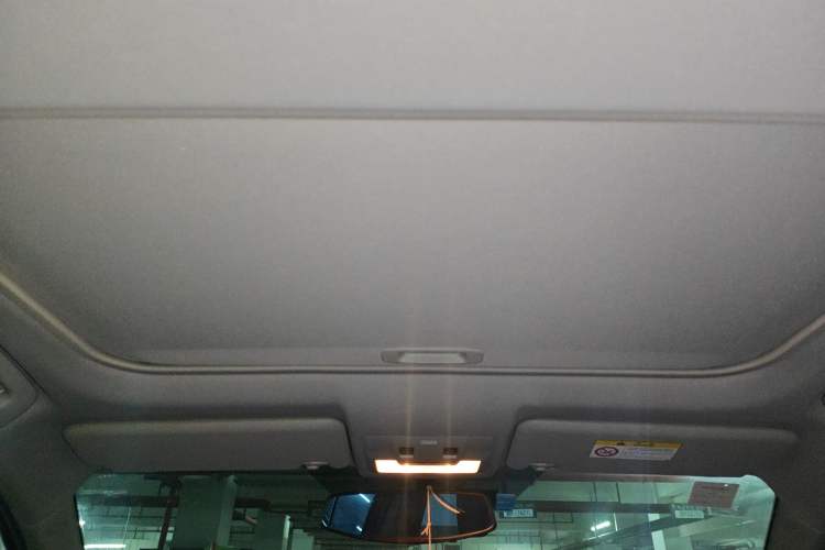 Used Toyota RAV4 2015 2.0L CVT Two-Wheel Drive Fashion Edition