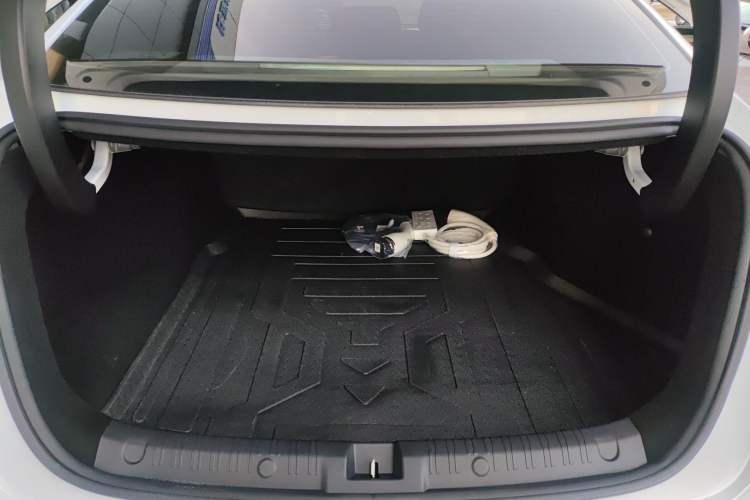 Used BYD Qin L 2025 DM-i Smart Drive 120KM Excellence Model