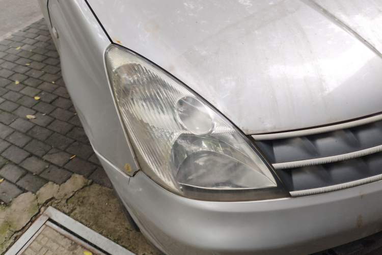 Used Nissan Livina 2007 1.6L Manual Multi-Function Type Right Front Headlight