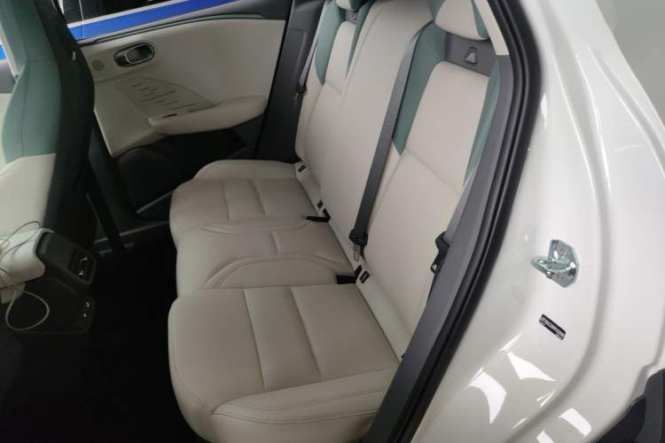 Used Lynk & Co 06 EM-P 2024 EM-P 126 Long-Range Max
