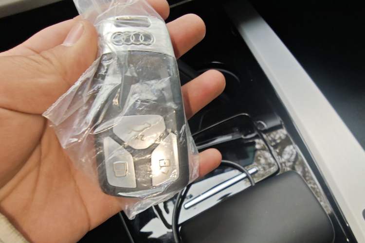 Used Audi A5 2023 Sportback 40 TFSI quattro Luxury Dynamic Edition Vehicle Key