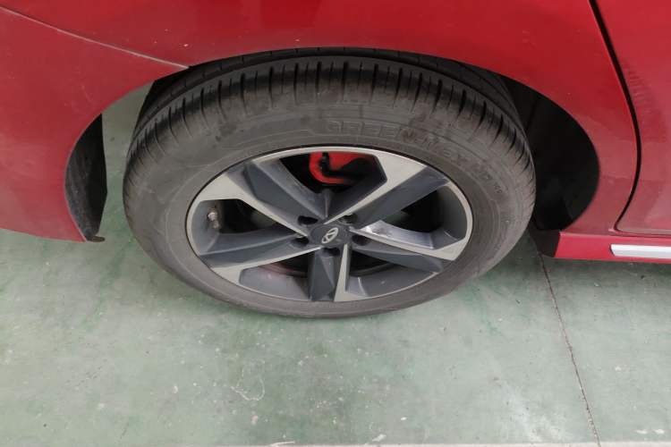 Used Chery Arrizo 5 PLUS 2021 XiaoAI 1.5L CVT Model PLUS Right Rear Wheel Hub