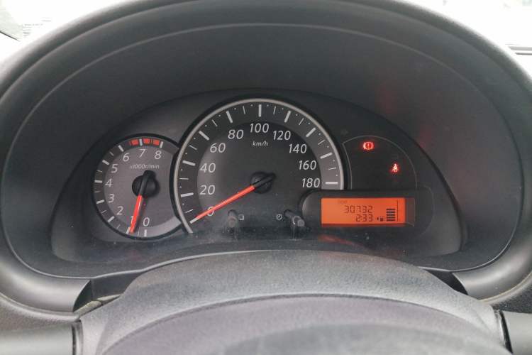 Used Nissan March 2010 1.5L Manual Easi-Style Edition
