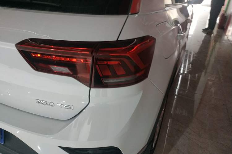 Used Volkswagen T-ROC 2022 280TSI DSG Two-Wheel Drive Elite PLUS