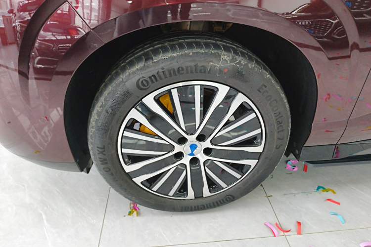 Used Denza N8L 2025 Model Zunrong Model Exterior 4