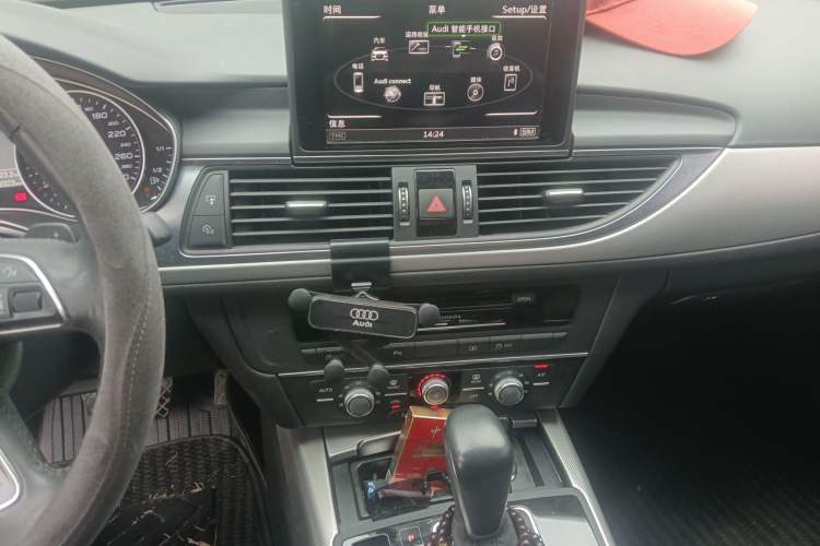 Used Audi A6L 2018 30th Anniversary Edition 35 TFSI Fashion Model