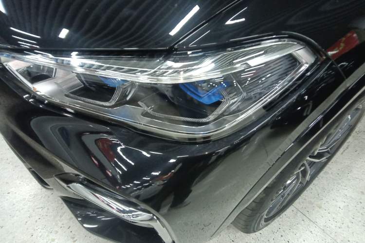 Used BMW X5 2022 Restyled xDrive 30Li Luxury Version M Sport Package
