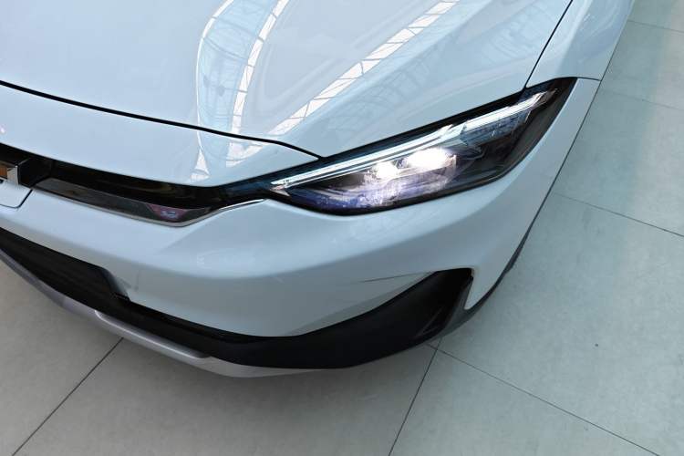 Used Chevrolet Menlo 2023 Starry Edition Left Front Headlight