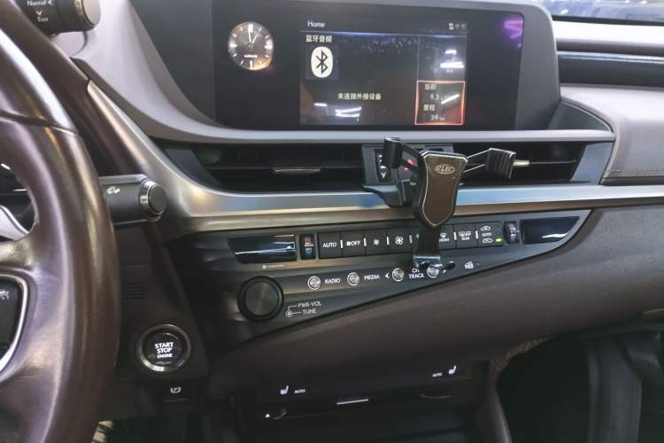 Used Lexus ES 2018 260 Excellence Edition China V Standard