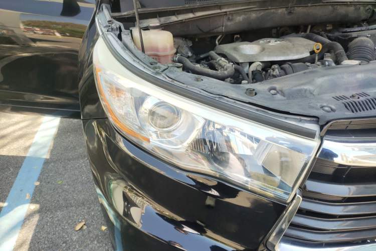 Used Toyota Highlander 2017 2.0T Two-Wheel Drive Elite Version 7 Seats