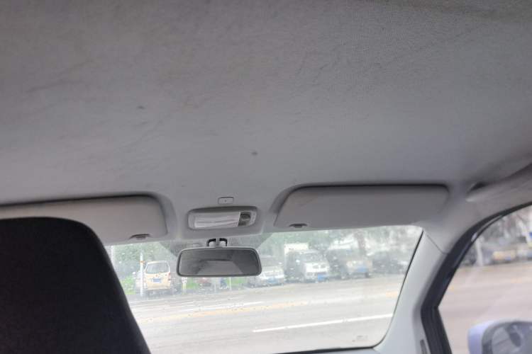 Used Chery QQ Ice Cream 2022 170km Sundae Phosphate Lithium-Ion