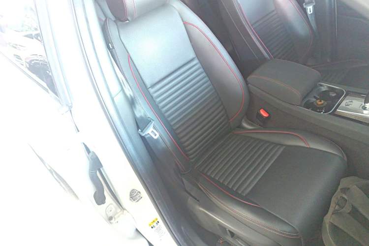 Used Land Rover Discovery Sport 2020 249 PS R-Dynamic Performance Edition