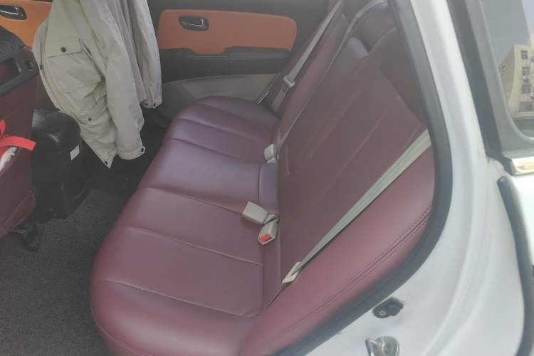 Used Hyundai Celesta 2011 1.6L Manual Luxury Model