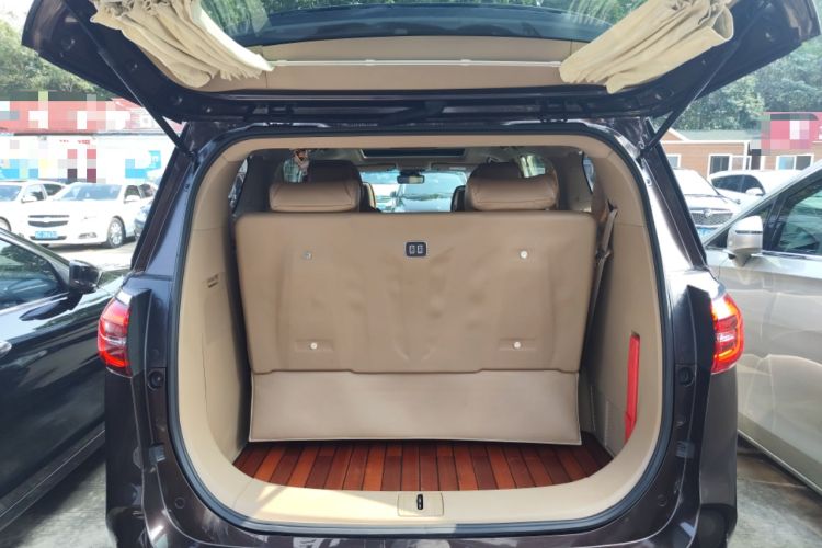 Used Buick GL8 2021 ES Land Cruiser 653T Luxury Edition