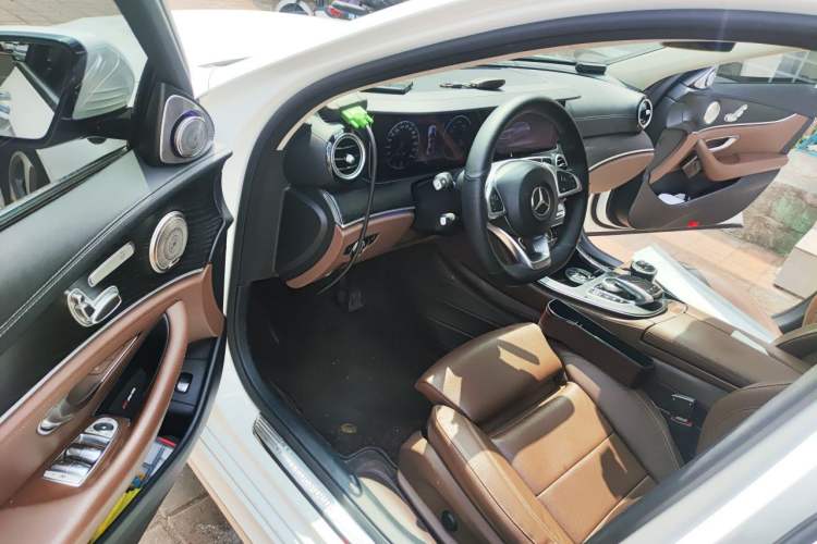 Used Mercedes-Benz E-Class 2018 Facelift E 200 L Sport Edition