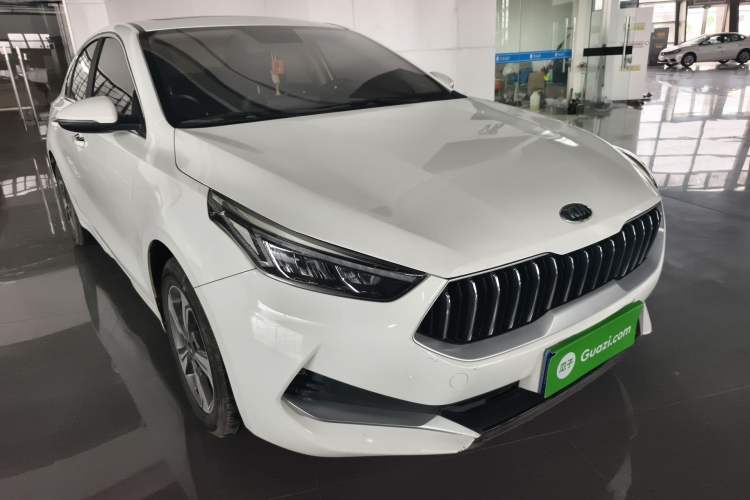 Used Kia K3 2020 1.5L CVT New Sharp Edition with Sunroof Front Right 45 Deg