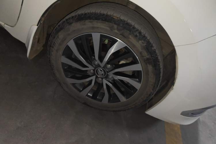 Used Toyota Corolla 2018 Dual-Engine 1.8L E-CVT Smart Edition