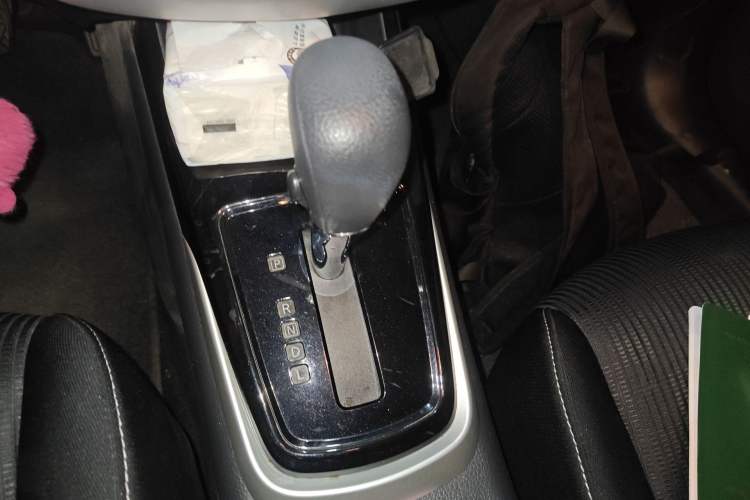 Used Nissan Tiida 2016 1.6L CVT Cool Dynamic Edition