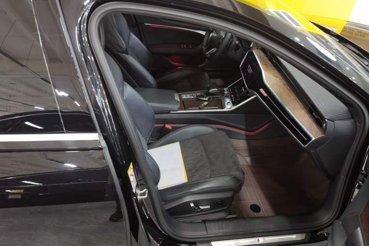 Used Audi A6L 2023 55 TFSI quattro Prestige Dynamic Edition Right Front Seat