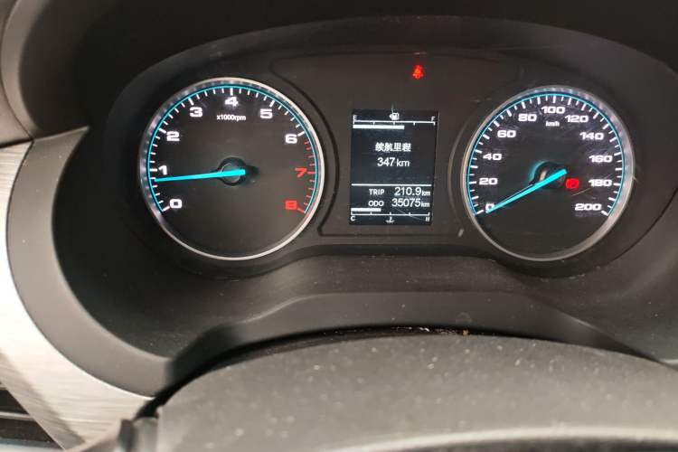 Used JAC Refine M3 2022 PLUS 1.5T 7-Seater Standard Model
