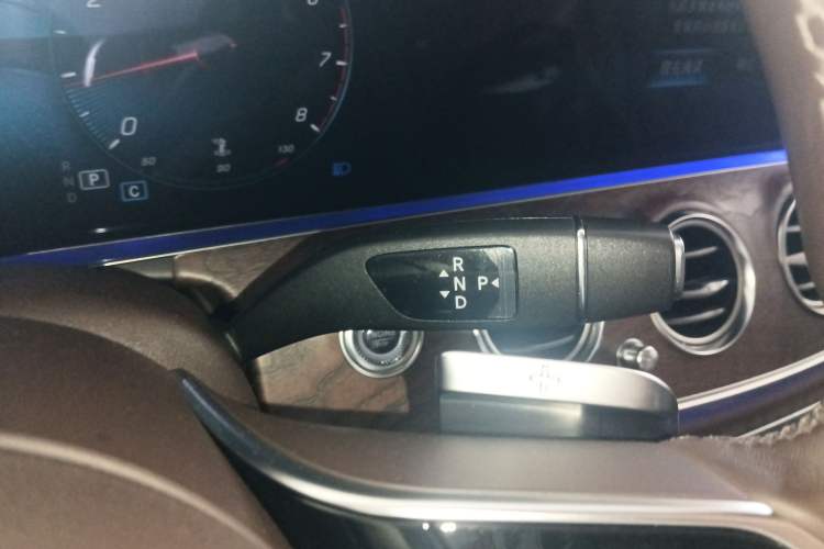 Used Mercedes-Benz E-Class 2022 Second Facelift E 300 L Luxury Edition