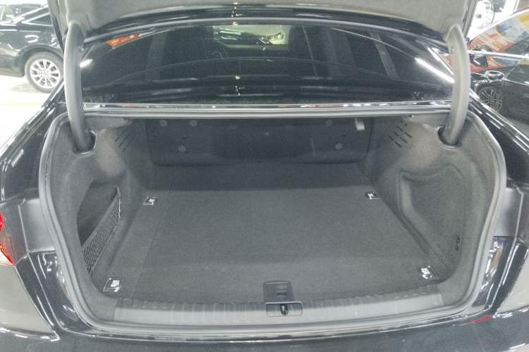 Used Audi A6L 2023 Updated 55 TFSI quattro Prestige Elegant Edition
