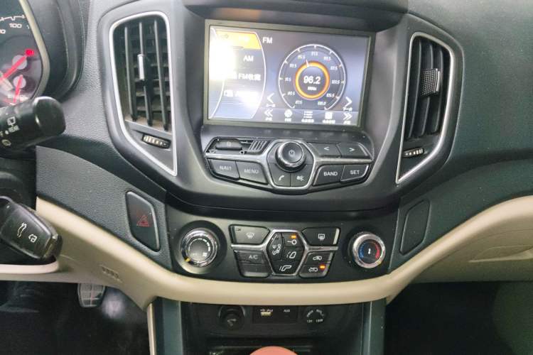 Used Chery Tiggo 5 2014 2.0L Manual Jia Yue Edition Audio And AC Panel