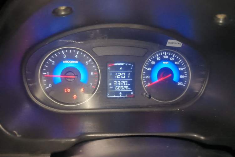 Used Dongfeng Fengon 370 2016 1.5L Manual Comfort 7-Seater