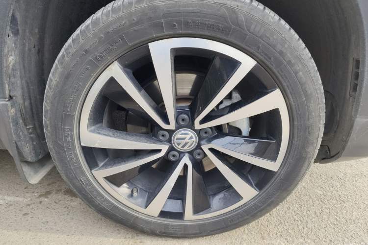 Used Volkswagen Tharu 2019 330TSI Four-Wheel Drive Luxury Edition China VI Standard