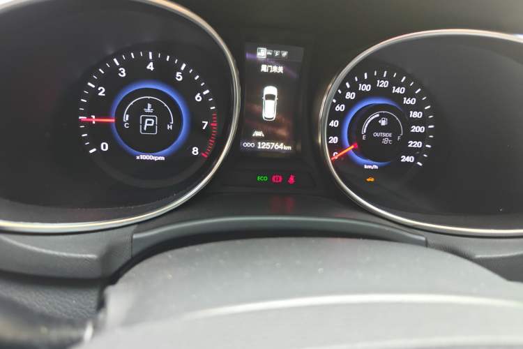 Used Hyundai Santa Fe 2013 Revised Version 2.0T Automatic All-Wheel Drive Top-Tier Trim