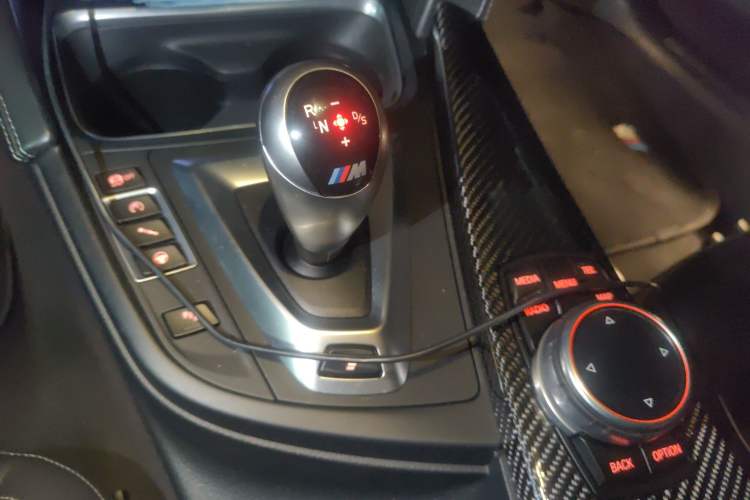 Used BMW M4 2014 M4 two-door coupe
