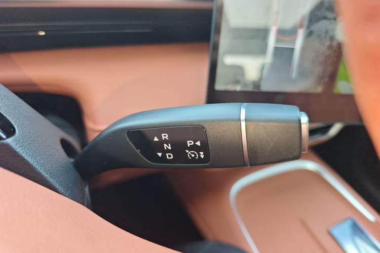 Used Deepal S07 2024 215Max Qiankun Intelligent Driving ADS SE Range-Extended Version