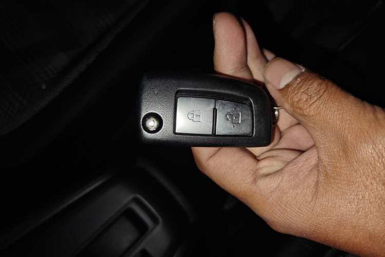 Used Nissan Kicks 2020 1.5L XL CVT Cool Enjoyment Edition Vehicle Key