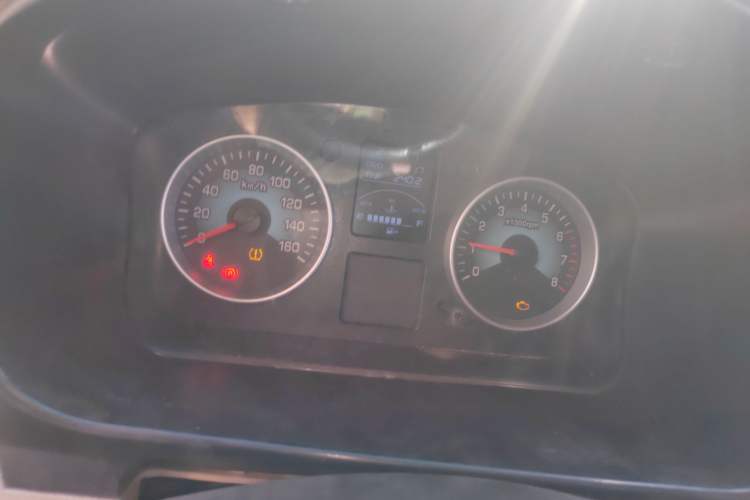 Used Jinbei New Hiace X30L 2021 1.5L Wealth Edition Bus Non-Air-Conditioned China VI Standard SWC15M