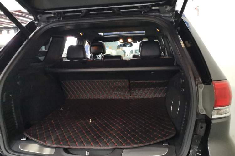 Used Jeep Grand Cherokee 2015 3.0L Comfort Navigation Edition