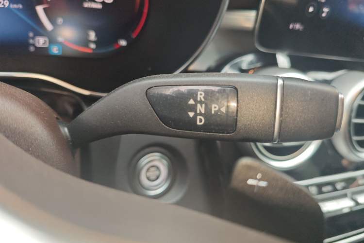 Used Mercedes-Benz GLC 2021 GLC 260 L 4MATIC Dynamic Edition Gear Lever