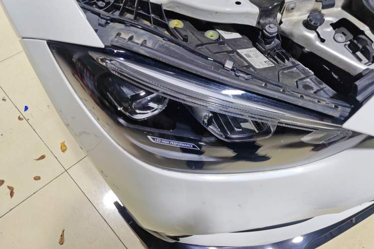 Used Mercedes-Benz C-Class 2022 C 260 L Sport Edition Right Front Headlight